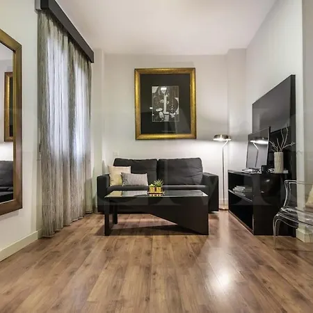 Quiet In The Heart Of By Rems Apartment